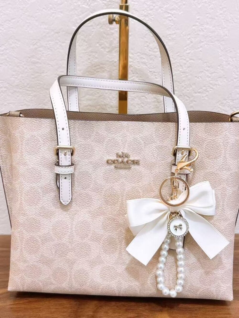 NWT Coach Mollie Tote Bag 25 In Signature Canvas CV965 Sand/Chalk